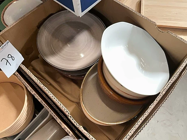Partij servies en glaswerk - afbeelding 5 van  13