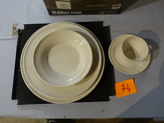 Partij servies - afbeelding 2 van  4
