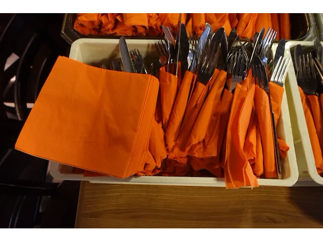 Partij servies - afbeelding 3 van  13