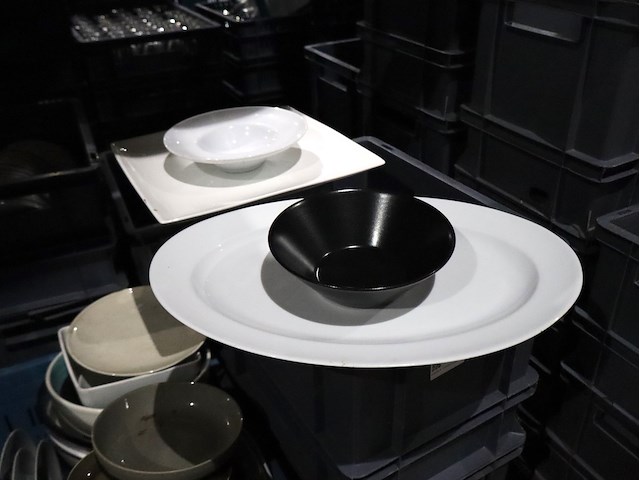 Partij servies - afbeelding 1 van  3