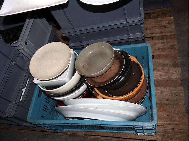 Partij servies - afbeelding 2 van  3