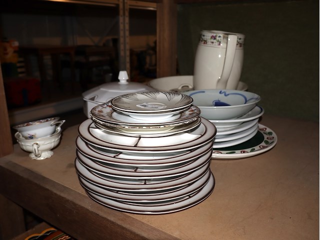 Partij servies - afbeelding 2 van  4