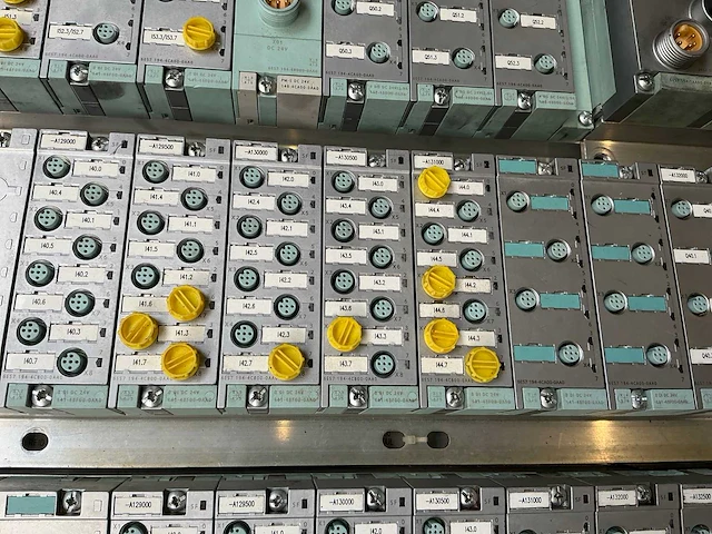 Partij siemens simatic pneumatische modules - afbeelding 7 van  16