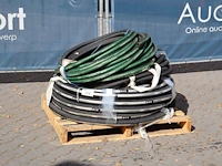Partij slangen r15 44.5m en 25c 43.6m - afbeelding 1 van  1