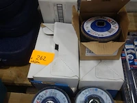 Partij slijpschijfjes/ schuurschijven bosch - afbeelding 1 van  4
