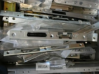 Partij sluitplaten voor hout,pvc en alu deuren - afbeelding 3 van  3