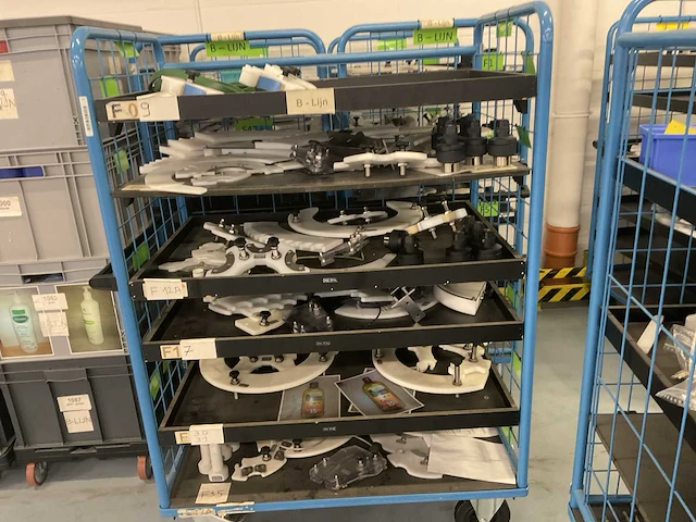 Partij spare parts - afbeelding 13 van  17
