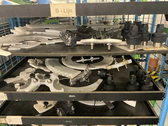 Partij spare parts - afbeelding 14 van  17
