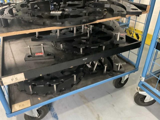 Partij spare parts - afbeelding 6 van  17