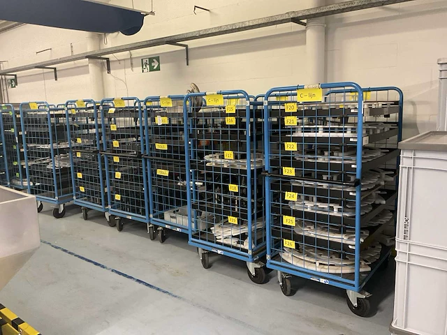 Partij spare parts - afbeelding 1 van  17