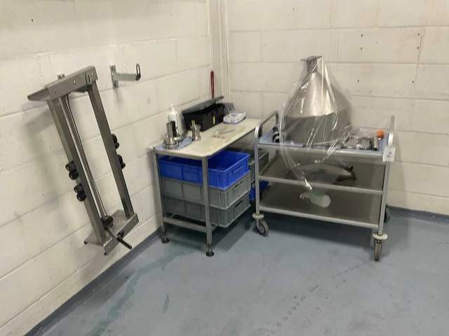 Partij spare parts - afbeelding 1 van  8