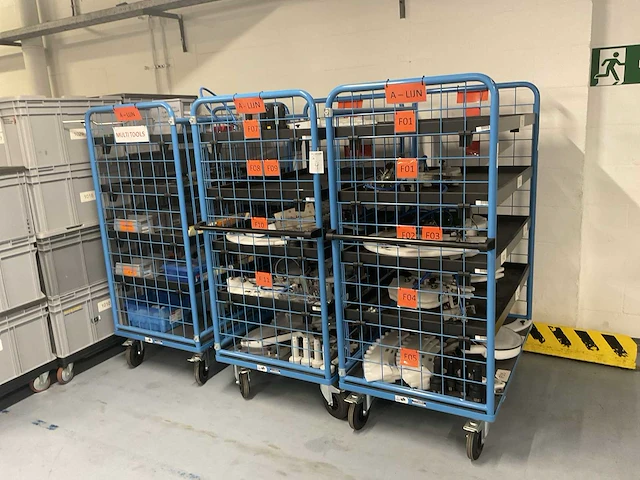 Partij spare parts - afbeelding 1 van  9