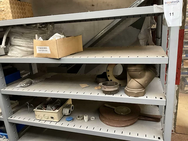 Partij spare parts - afbeelding 11 van  17