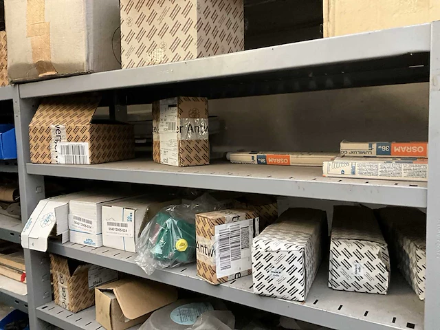 Partij spare parts - afbeelding 13 van  17