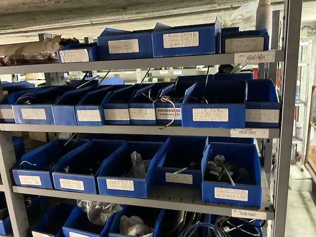 Partij spare parts - afbeelding 4 van  19