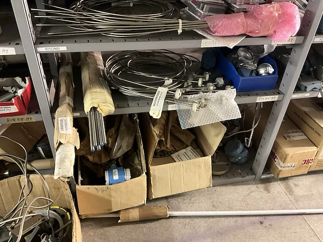 Partij spare parts - afbeelding 16 van  19