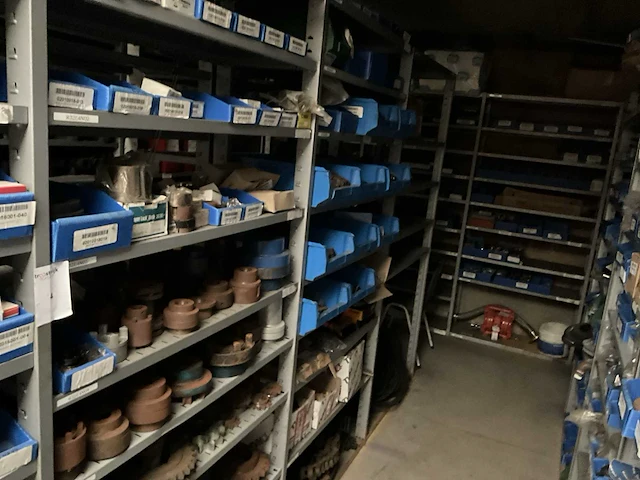 Partij spare parts - afbeelding 1 van  7