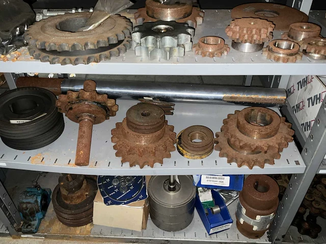 Partij spare parts - afbeelding 4 van  7