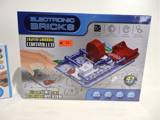 Partij speelgoed techniek (x2) - afbeelding 2 van  3