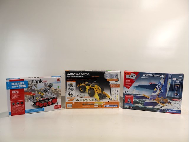 Partij speelgoed techniek (x3) - afbeelding 1 van  4