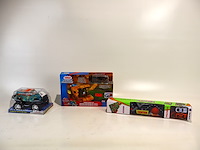 Partij speelgoed wagens (x3) - afbeelding 1 van  4