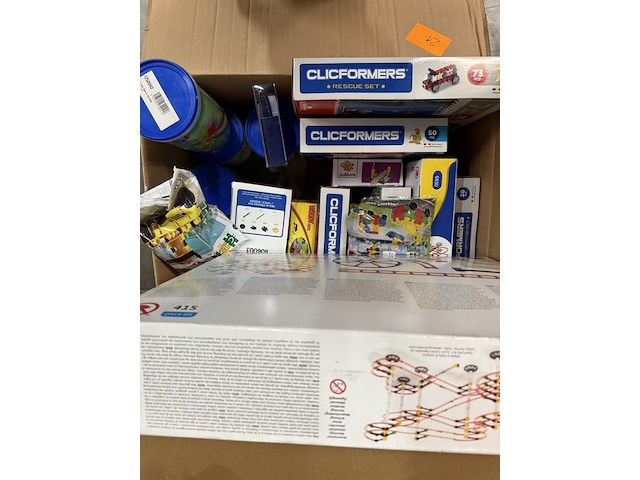 Partij speelgoed - afbeelding 7 van  7