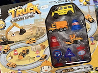 Partij speelgoed - afbeelding 1 van  3