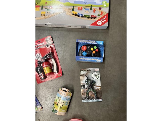 Partij speelgoed - afbeelding 4 van  5