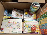 Partij speelgoed - afbeelding 1 van  4