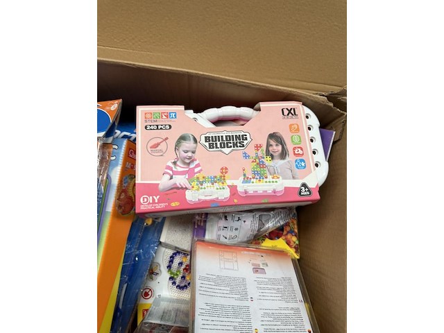 Partij speelgoed - afbeelding 6 van  7