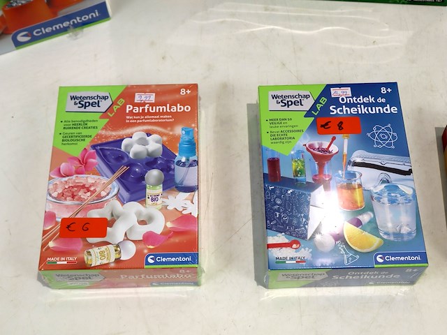 Partij spel en wetenschap (x7) - afbeelding 5 van  6