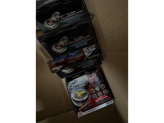 Partij spinners en acc. - afbeelding 1 van  5