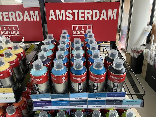 Partij spuitverf - afbeelding 14 van  15