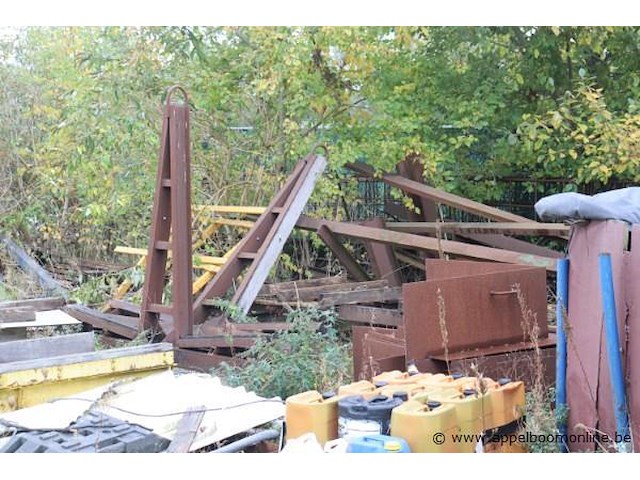 Partij stalen delen - afbeelding 5 van  7