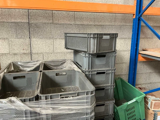 Partij stapelkratten - afbeelding 4 van  9