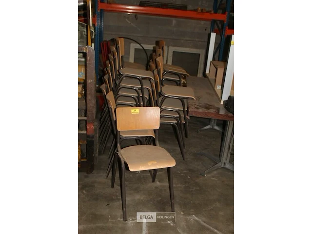 Partij stapelstoelen - afbeelding 1 van  5