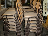 Partij stapelstoelen - afbeelding 2 van  5