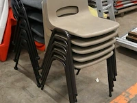 Partij stapelstoelen - afbeelding 1 van  4