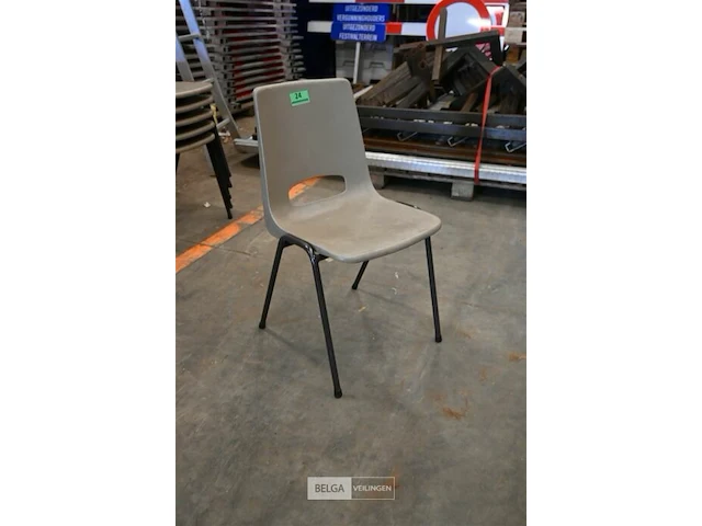 Partij stapelstoelen - afbeelding 2 van  4