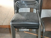 Partij stapelstoelen - afbeelding 2 van  3