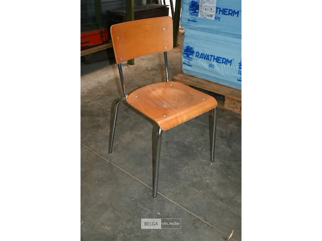 Partij stapelstoelen - afbeelding 3 van  5