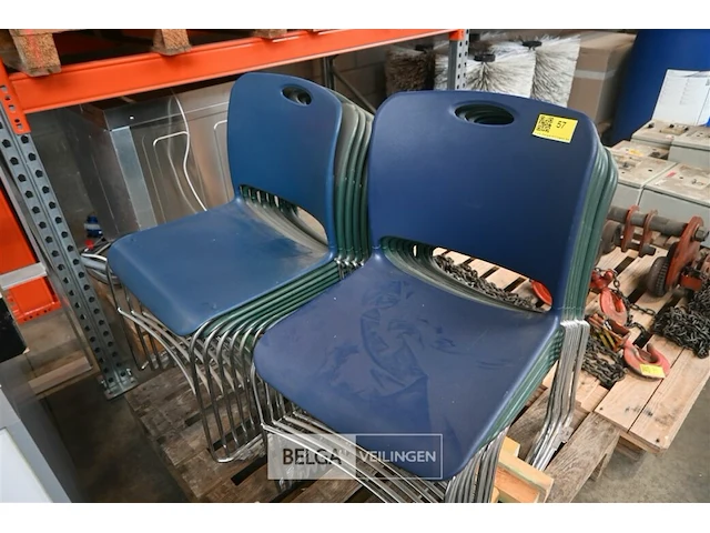 Partij stapelstoelen - afbeelding 4 van  5