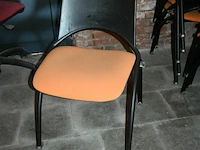 Partij stapelstoelen - afbeelding 3 van  5