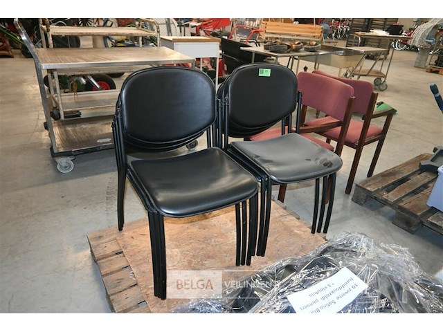 Partij stapelstoelen - afbeelding 1 van  4