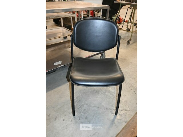 Partij stapelstoelen - afbeelding 3 van  4