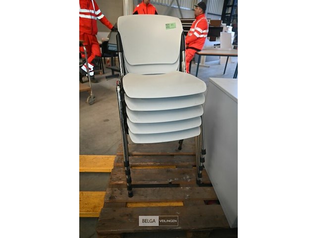 Partij stapelstoelen - afbeelding 2 van  4