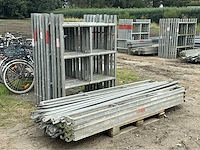 Partij stelling materiaal - afbeelding 1 van  4