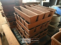 Partij stenen bloembakken - afbeelding 6 van  6