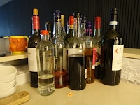Partij sterke alcoholische dranken - afbeelding 6 van  6