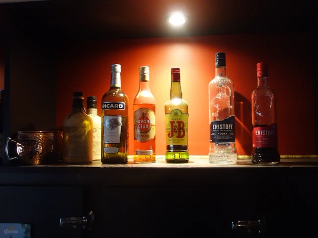 Partij sterke dranken - afbeelding 1 van  5